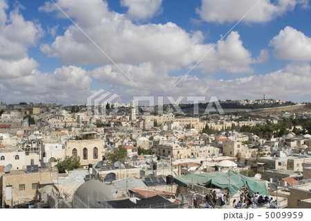 Old city of Jerusalem 5009959