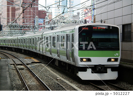 山手線 E231系 内回り 新宿駅 山手線 E231系 内回り 新宿駅 5012227