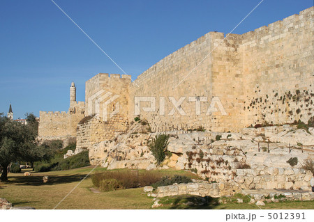 Walls of old Jerusalem. 5012391