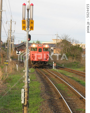 線路と汽車 5024455