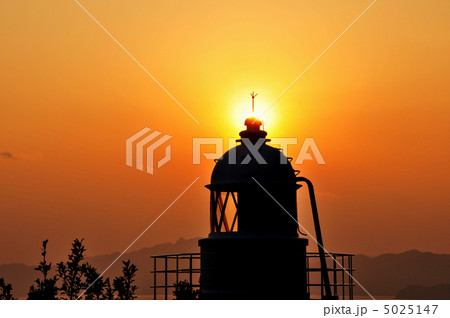 讃岐１００景　地蔵崎灯台の夕日 5025147