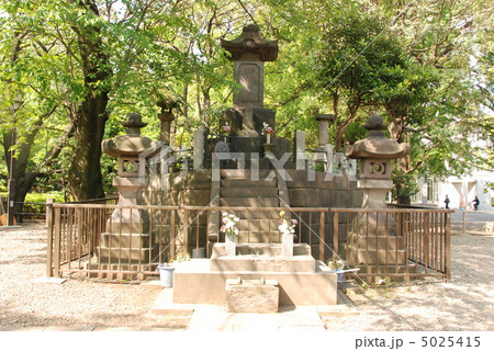 彰義隊の墓（上野恩賜公園／東京都台東区） 5025415