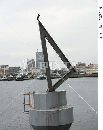 ブイと港町 5026194