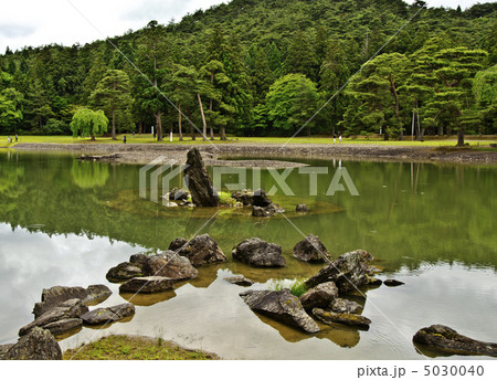 毛越寺の浄土庭園 5030040