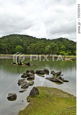 毛越寺の浄土庭園 5030044