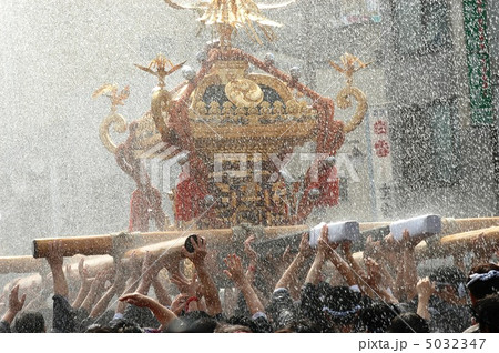 深川八幡宮・水掛け祭り 深川八幡宮・水掛け祭り 5032347