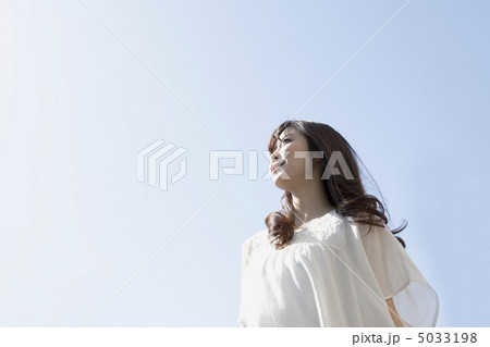 爽やかな女性の写真素材