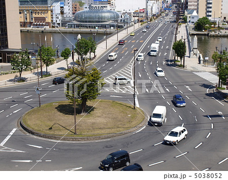 幣舞公園から見た幣舞橋 幣舞公園から見た幣舞橋 5038052