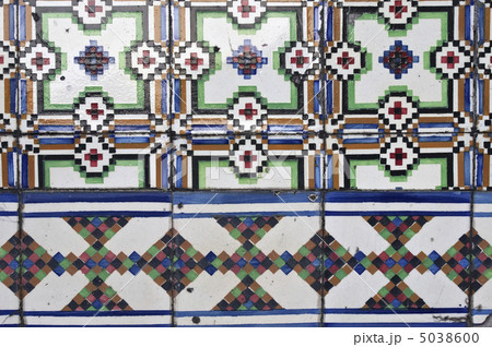 Portuguese glazed tiles 5038600