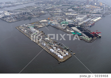 大阪市此花区を空撮 5039468
