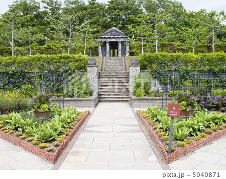庭園（イングリッシュガーデン） 5040871