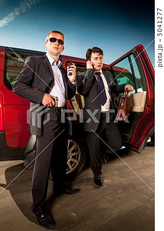 bodyguard and its boss 5041277