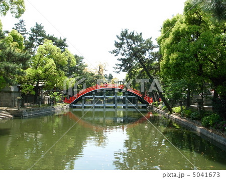 住吉大社の太鼓橋 5041673