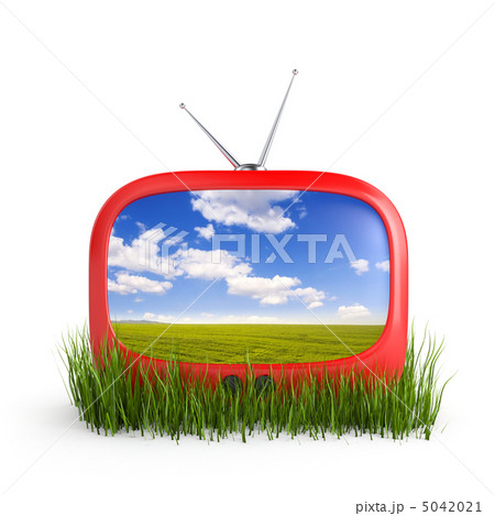 Tv in grass 5042021