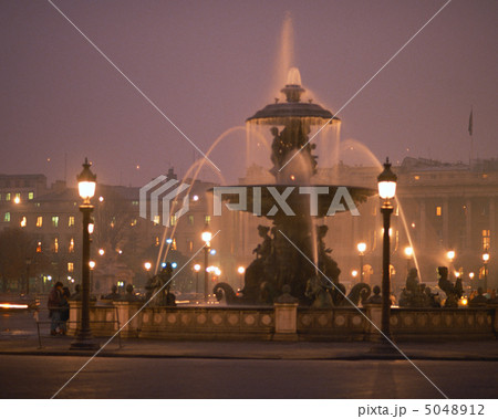 パリの光彩 5048912