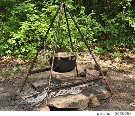 Cooking fish soup 5050767