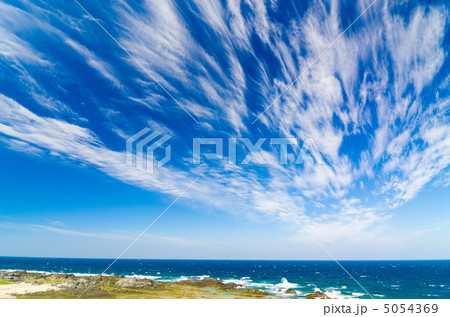 屋久島 海岸 放射状雲 屋久島 海岸 放射状雲 5054369