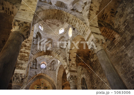 サン・カタルド教会内部 サン・カタルド教会内部 5063006