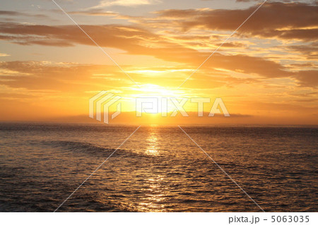 太陽と海 太陽と海 5063035