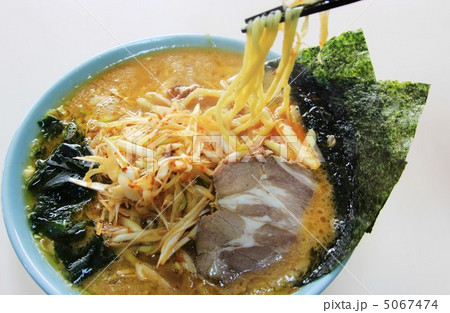 味噌ラーメン 5067474