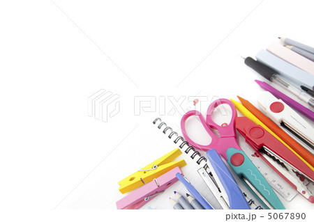 多種類の文房具 多種類の文房具 5067890