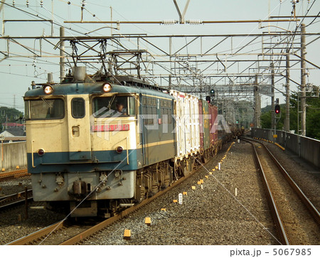 貨物列車コンテナ　EF65　古河駅 5067985