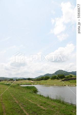 水辺の風景 5068877