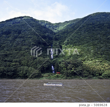 最上川の舟下り 最上川の舟下り 5069628