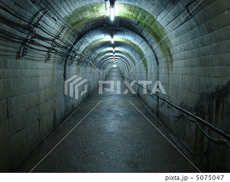 ＪＲ西日本　北陸本線　筒石駅 5075047