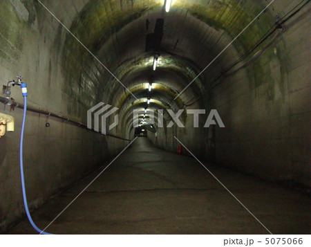 ＪＲ西日本　北陸本線　筒石駅 5075066