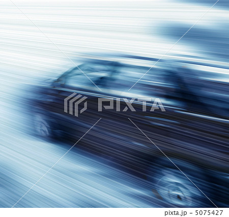 スピード感のある車の写真素材