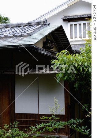 大徳寺、興臨院、茶室のにじり口 大徳寺、興臨院、茶室のにじり口 5075704