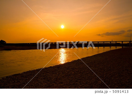 流れ橋夕景 5091413