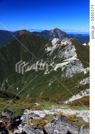 鳳凰山からの甲斐駒ヶ岳 5095574