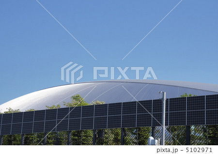 サッポロドームの太陽光発電 5102971
