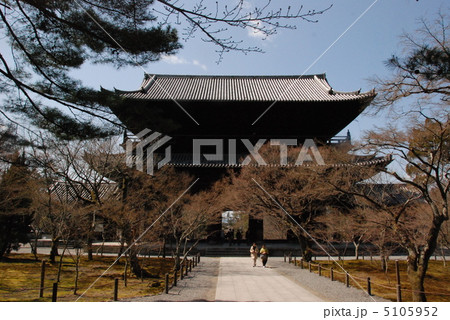 南禅寺の「三門」(京都市左京区南禅寺福地町) 南禅寺の「三門」(京都市左京区南禅寺福地町) 5105952