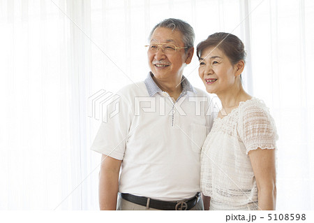 シニア夫婦 5108598