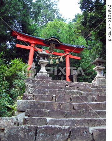 滋賀県　鏡神社 5108962