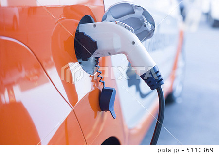 電気自動車の充電 電気自動車の充電 5110369