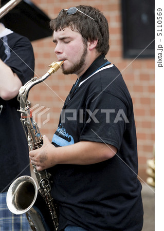saxophoneist 5110569