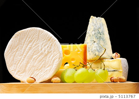 Various types of cheese 5113767
