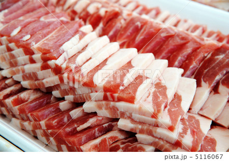 バーベキュー用の豚ばら肉 5116067