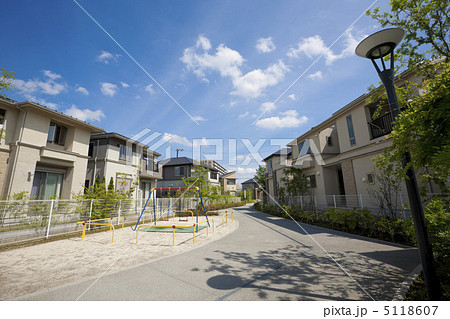 三郷市のニュータウン 5118607