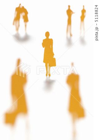 孤独な女性のクラフト 5118824