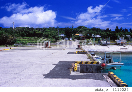 鳩間島の旧桟橋 5119022