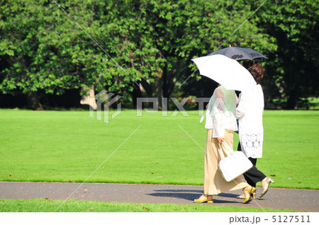 マダムの散歩 マダムの散歩 5127511