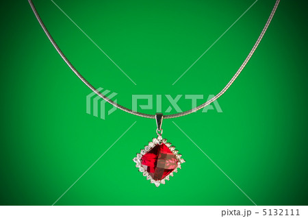 Pendant against colour gradient background Pendant against colour gradient background 5132111