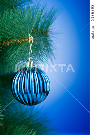 Christmas decoration on the tree - holiday concept 5136898