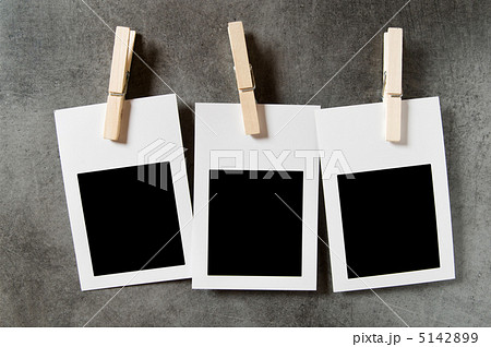 Designer concept - blank photo frames for your photos Designer concept - blank photo frames for your photos 5142899