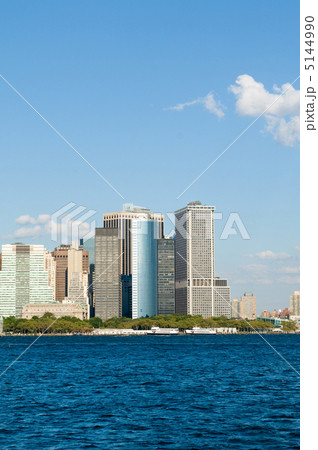 New York city panorama with tall skyscrapers New York city panorama with tall skyscrapers 5144990